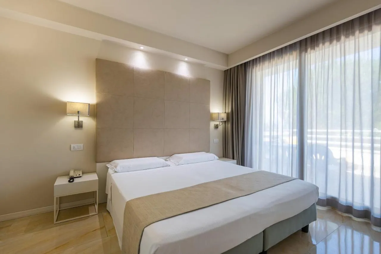 ****  Hotel Du Parc Sirmione İtalya