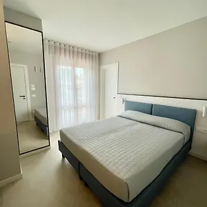 https://petit-hotel.hotelinveneto.com