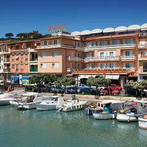 **** Hotell L'approdo Italien