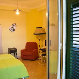 https://laquilone-bb.sicilyhotelsitaly.net